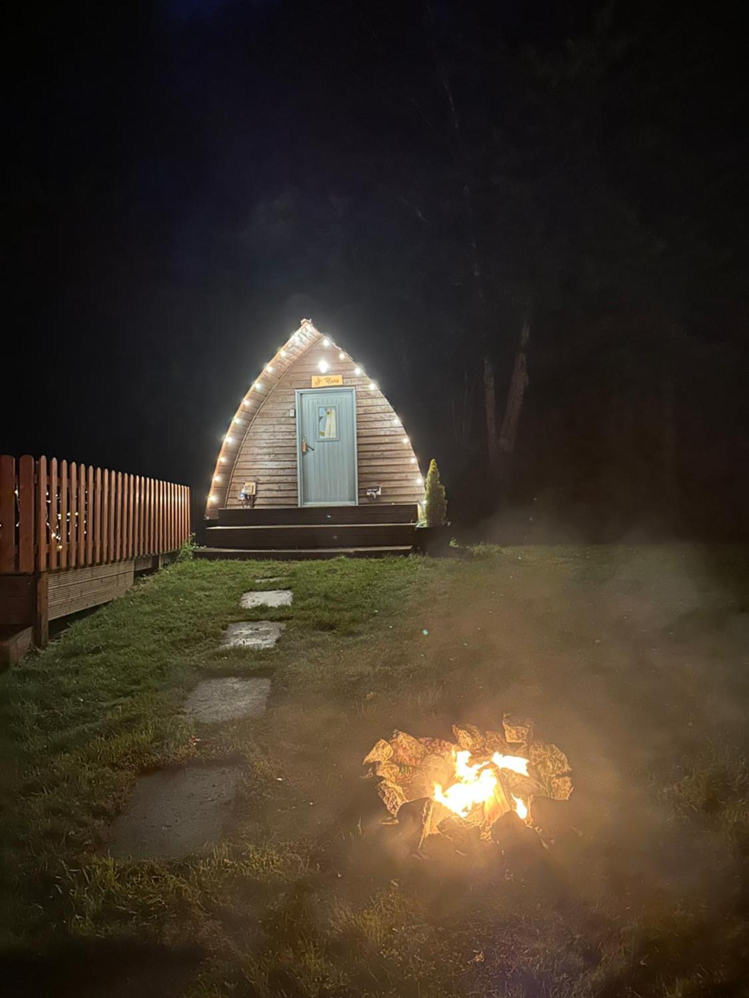 Glamping Life Retreat Apartment Nantmel Bagian luar foto