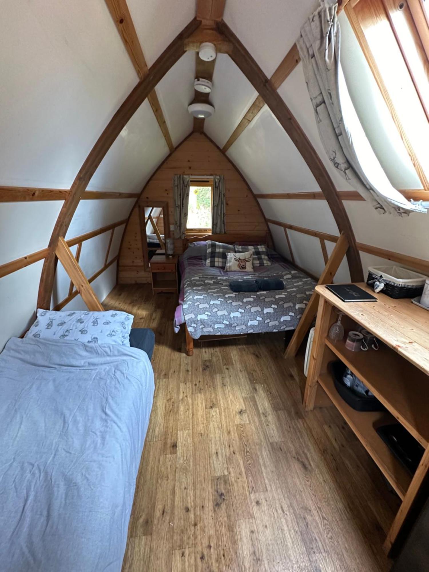 Glamping Life Retreat Apartment Nantmel Bagian luar foto