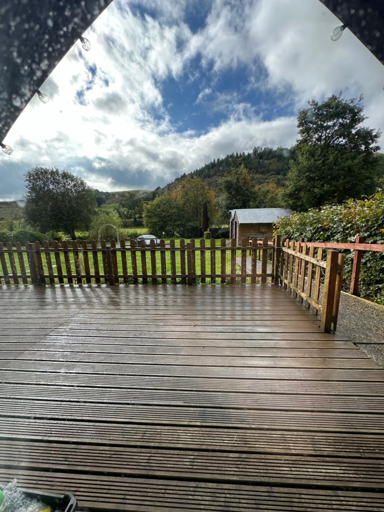 Glamping Life Retreat Apartment Nantmel Bagian luar foto