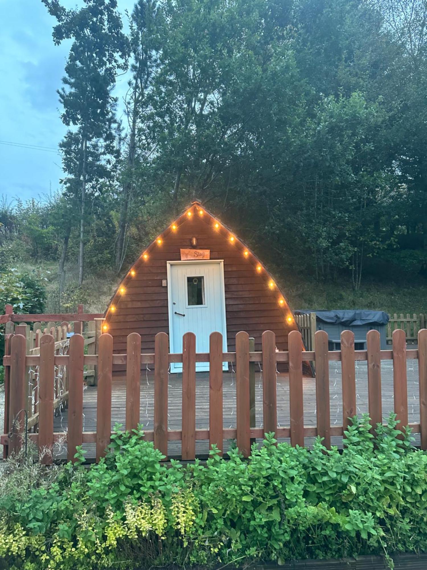 Glamping Life Retreat Apartment Nantmel Bagian luar foto