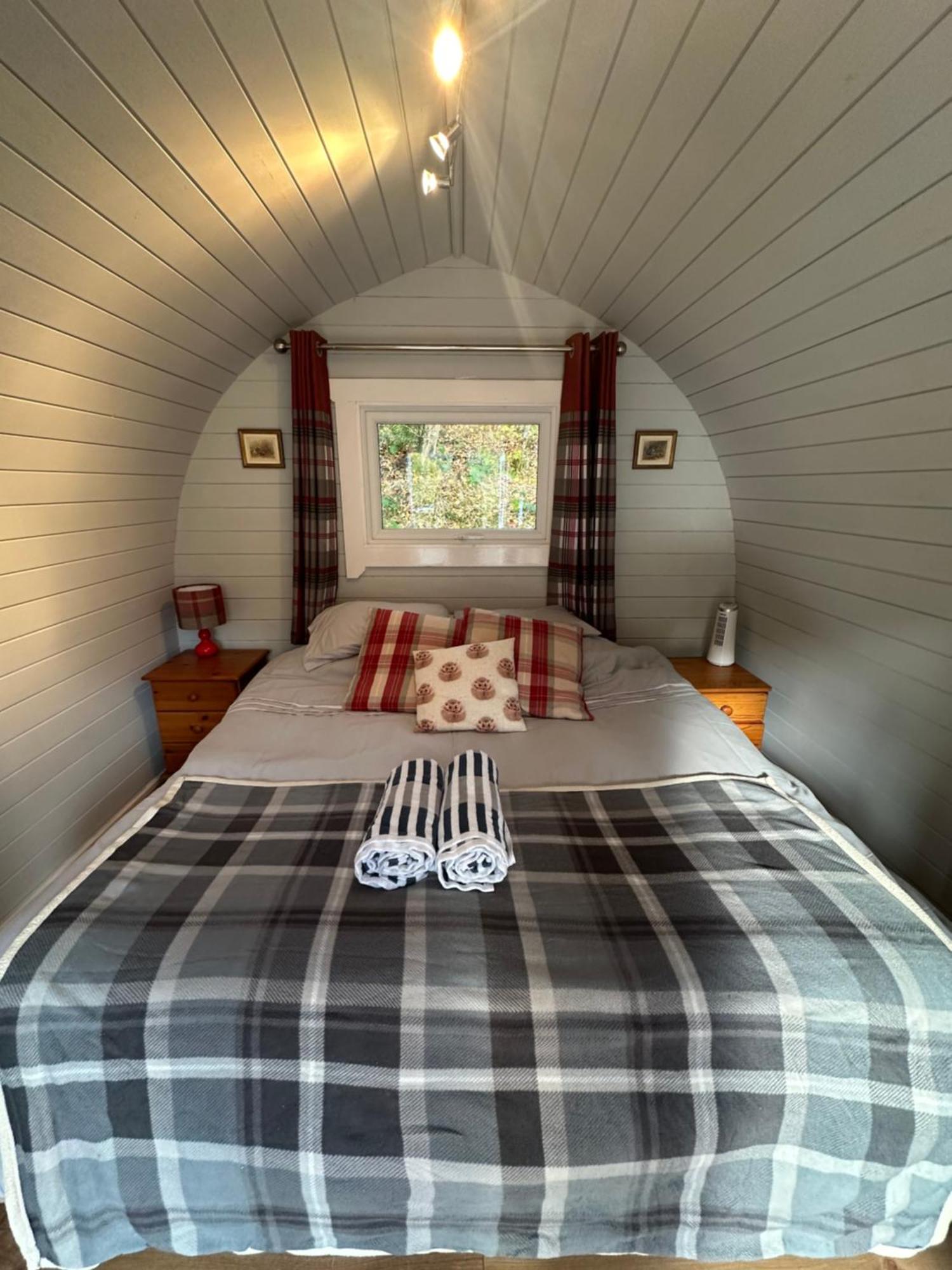 Glamping Life Retreat Apartment Nantmel Bagian luar foto