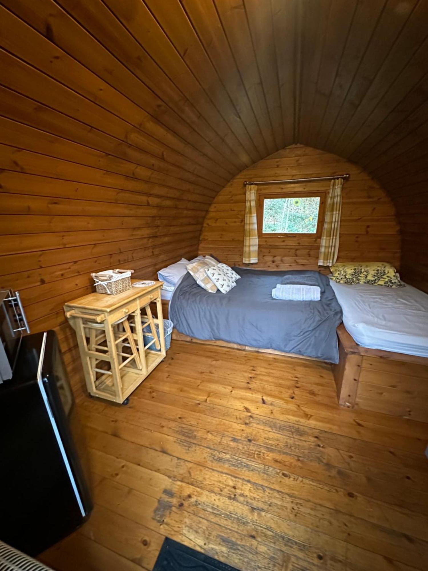Glamping Life Retreat Apartment Nantmel Bagian luar foto