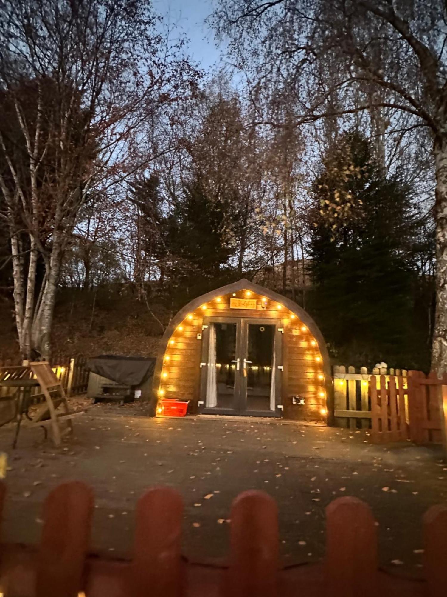 Glamping Life Retreat Apartment Nantmel Bagian luar foto