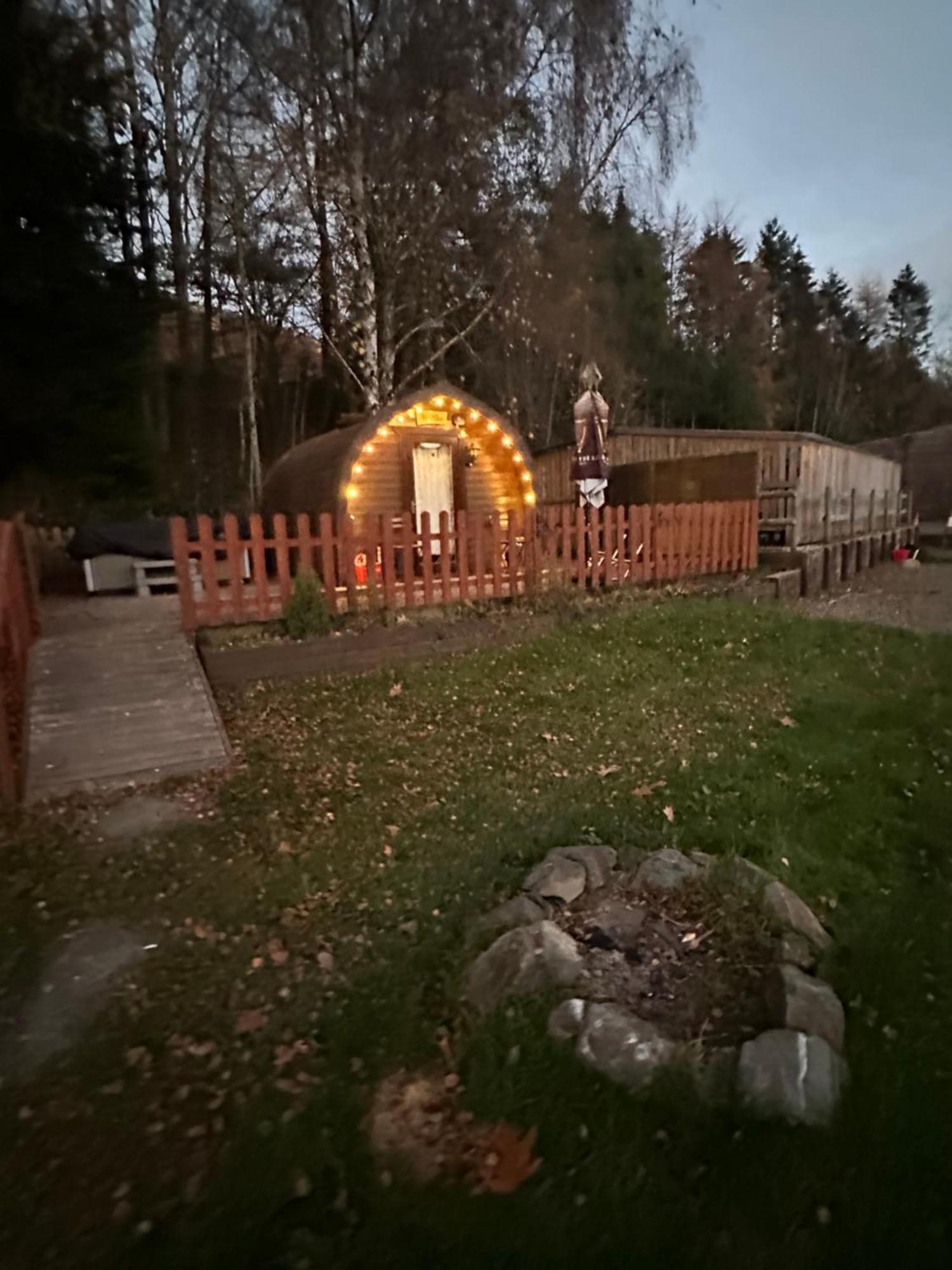 Glamping Life Retreat Apartment Nantmel Bagian luar foto