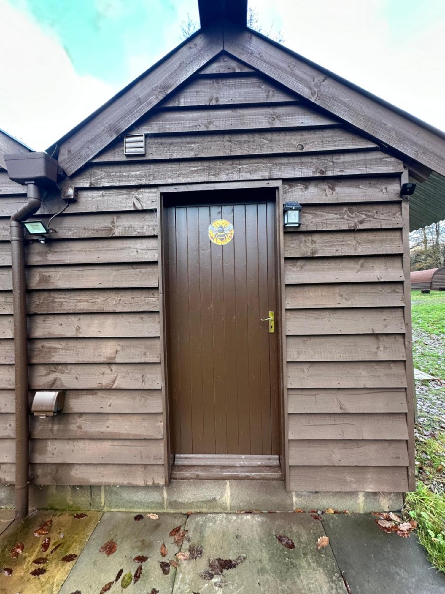 Glamping Life Retreat Apartment Nantmel Bagian luar foto