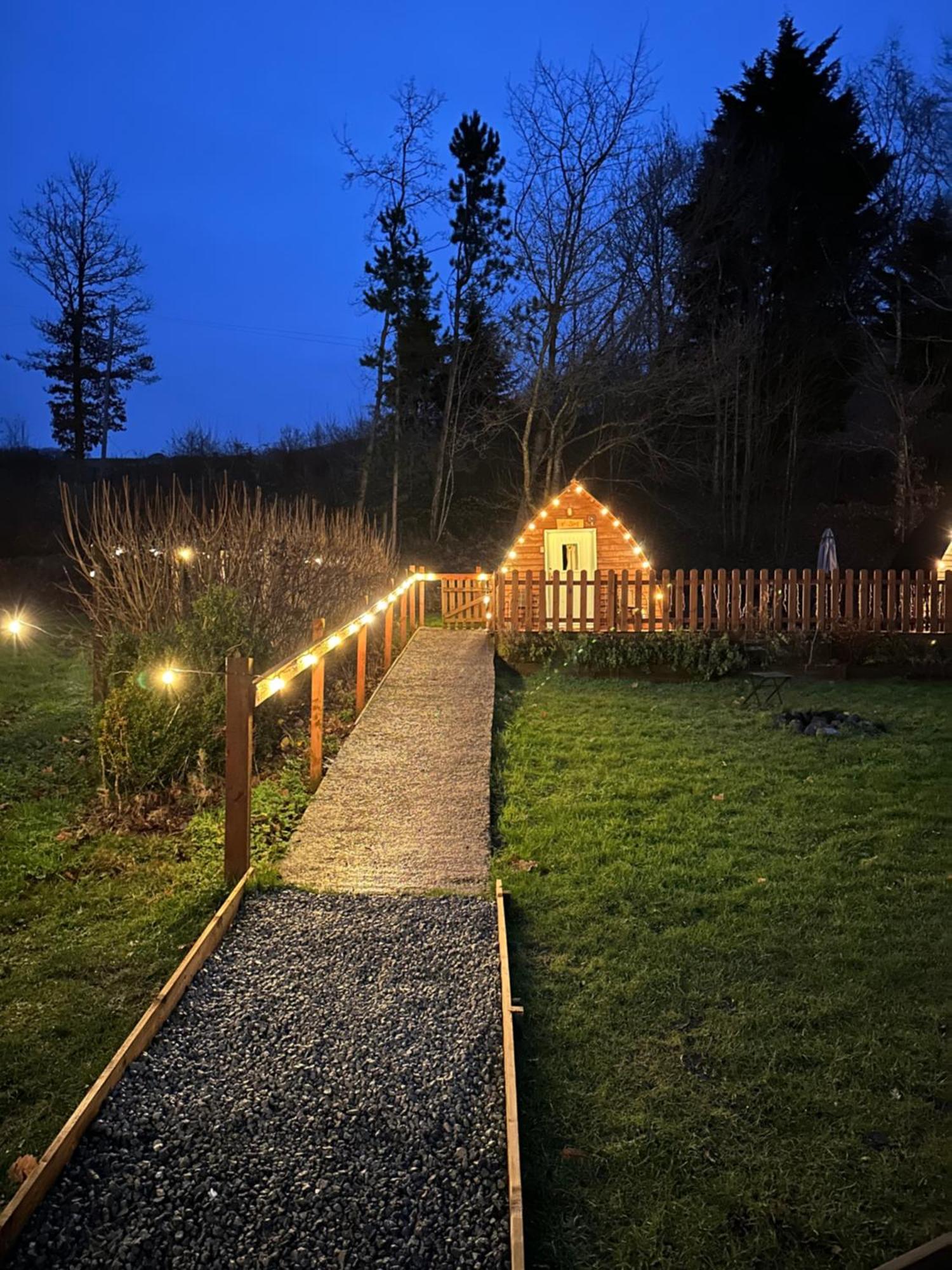 Glamping Life Retreat Apartment Nantmel Bagian luar foto